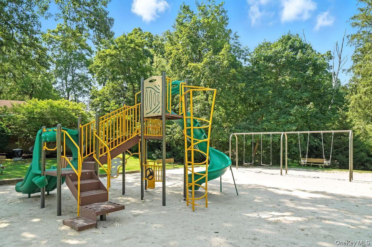 8 Bryant Crescent # 1B, White Plains, NY 10605