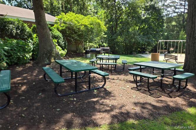 8 Bryant Crescent # 1B, White Plains, NY 10605