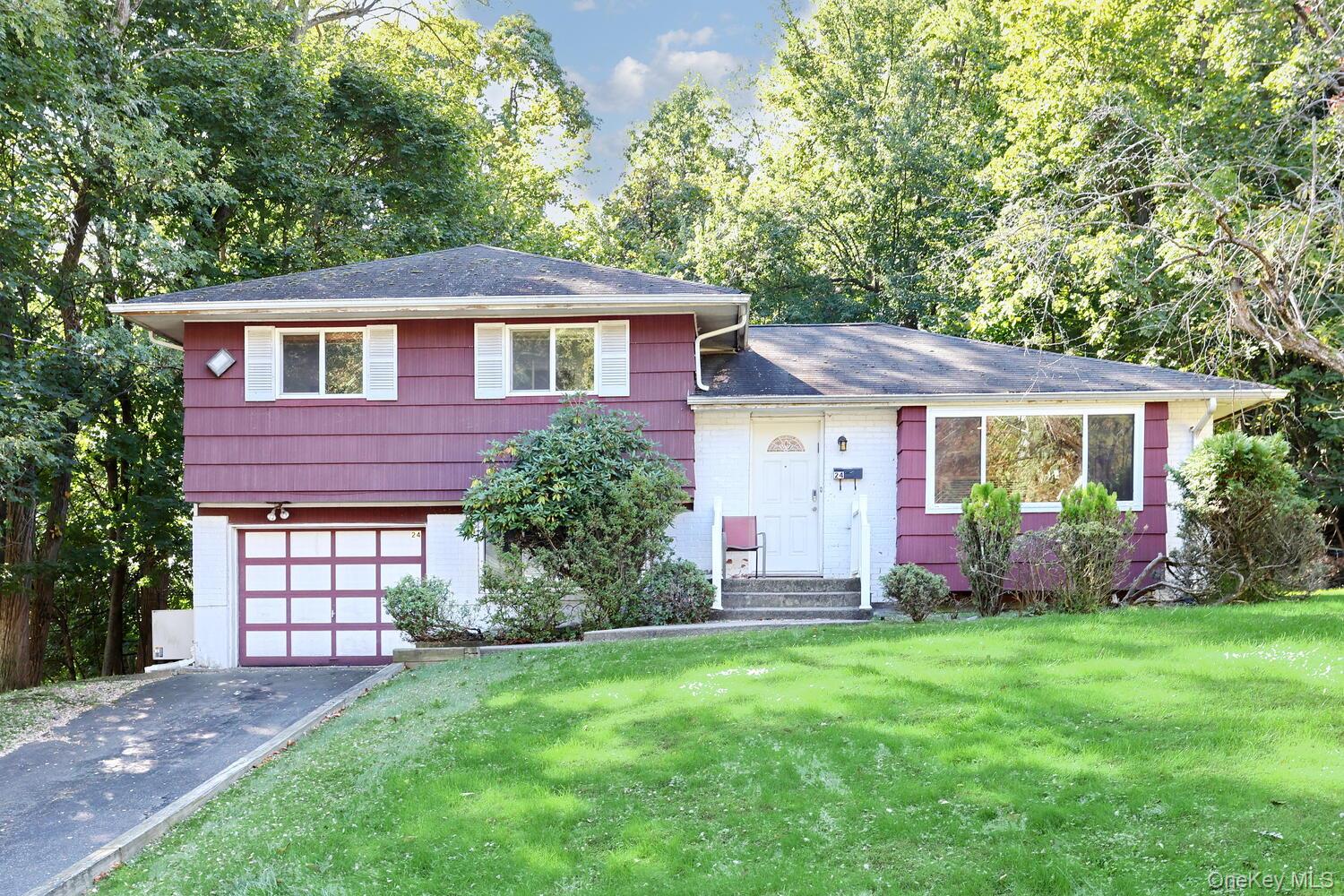 24 Hilltop Lane, Monsey, NY 10952