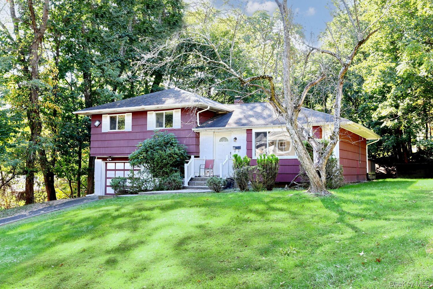 24 Hilltop Lane, Monsey, NY 10952