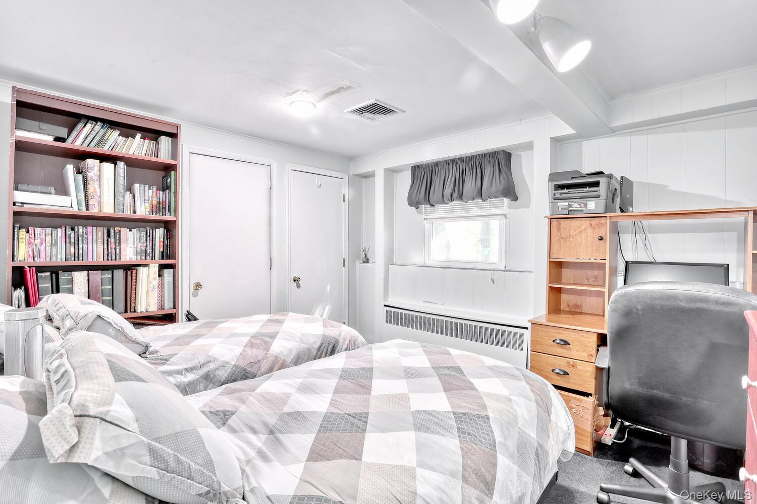 24 Hilltop Lane, Monsey, NY 10952