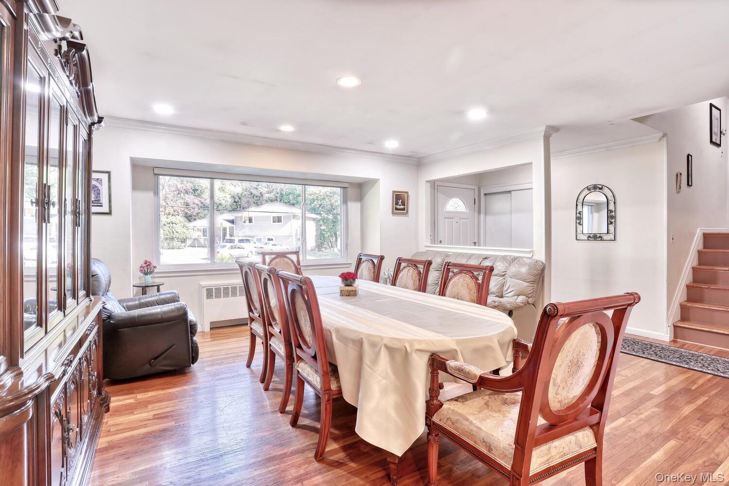 24 Hilltop Lane, Monsey, NY 10952