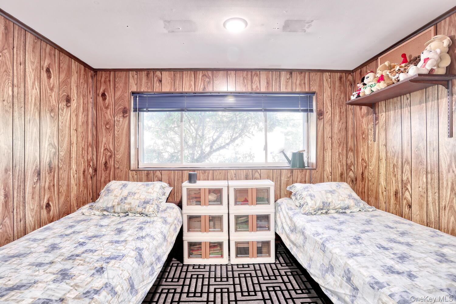 24 Hilltop Lane, Monsey, NY 10952