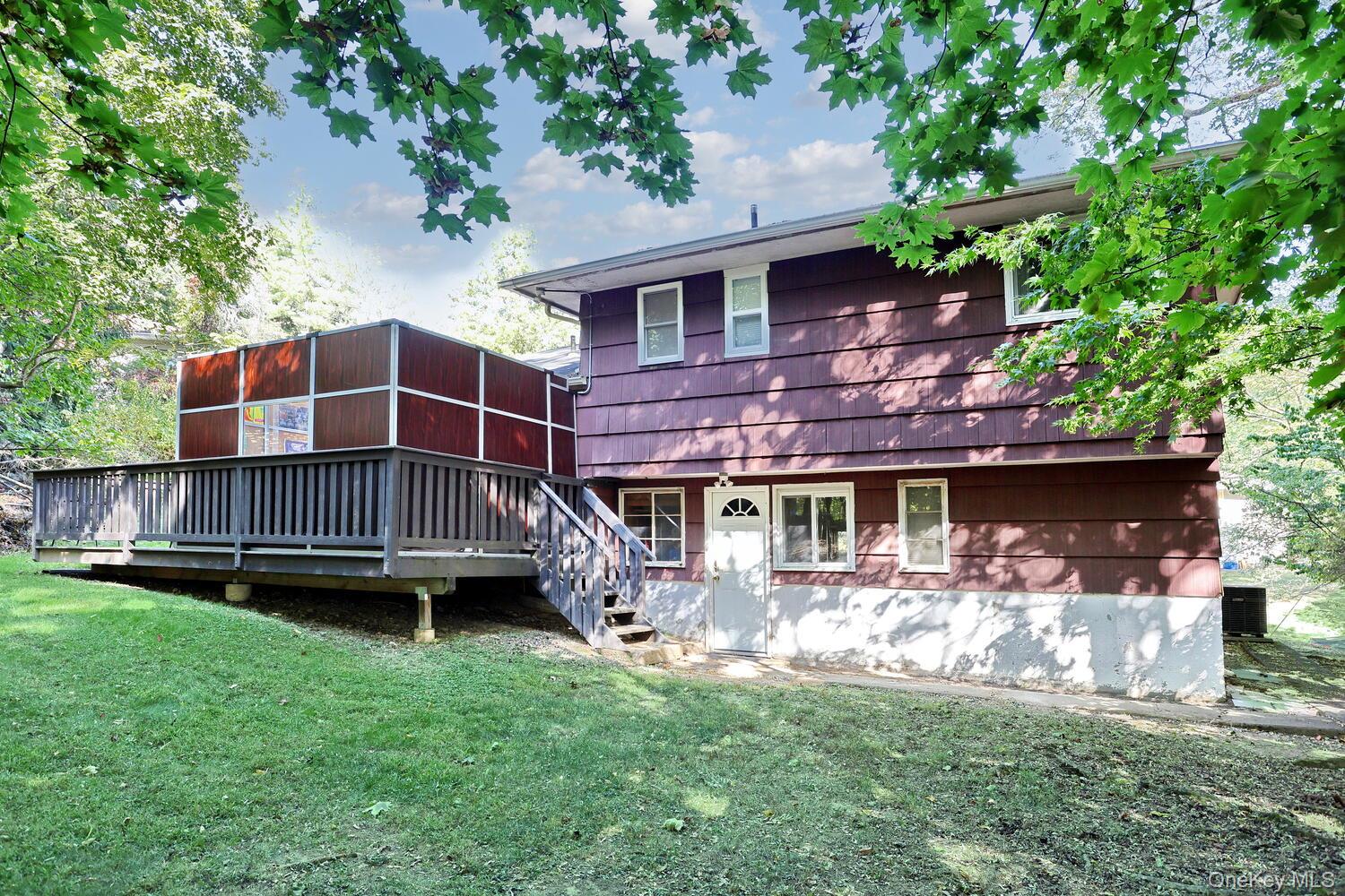 24 Hilltop Lane, Monsey, NY 10952