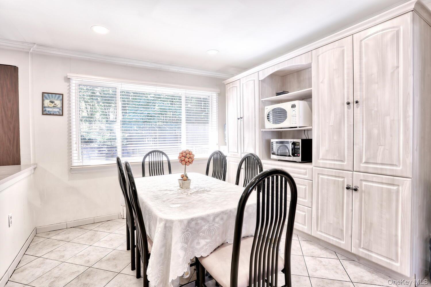 24 Hilltop Lane, Monsey, NY 10952