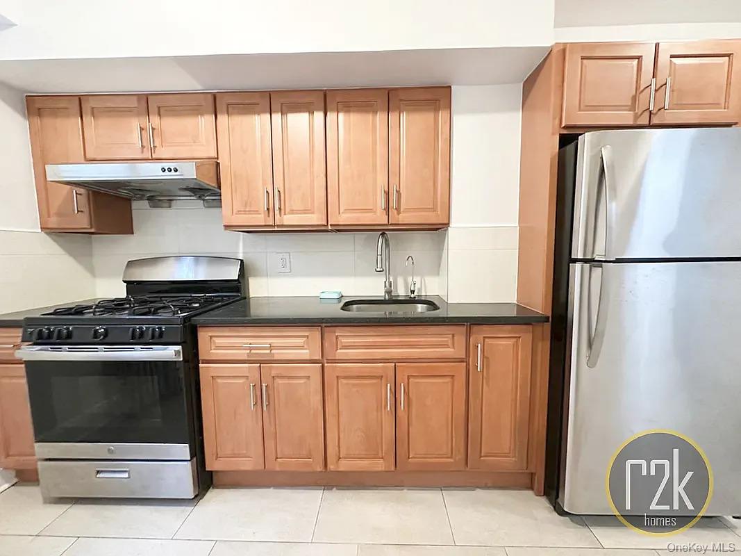 63-88 Wetherole Street, Flushing, NY 11374