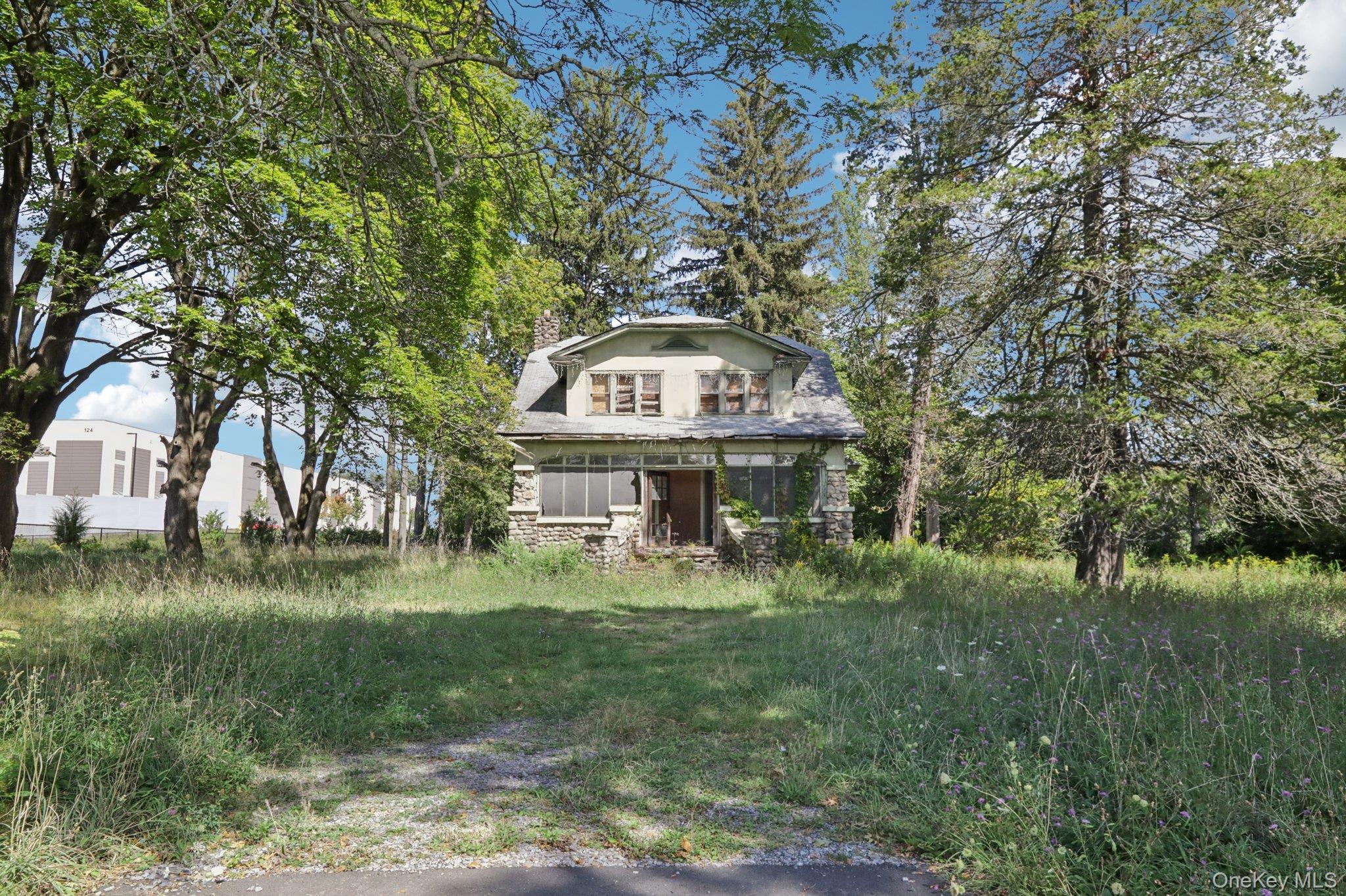 122 Route 17K, Newburgh, NY 12550