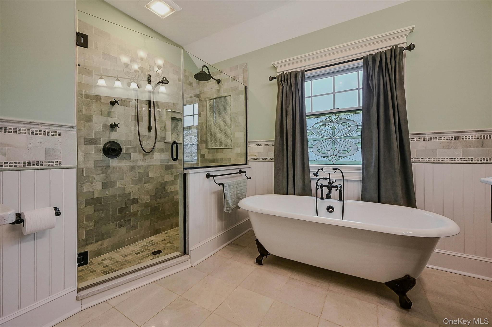 30 W Shore Road, Oakdale, NY 11769