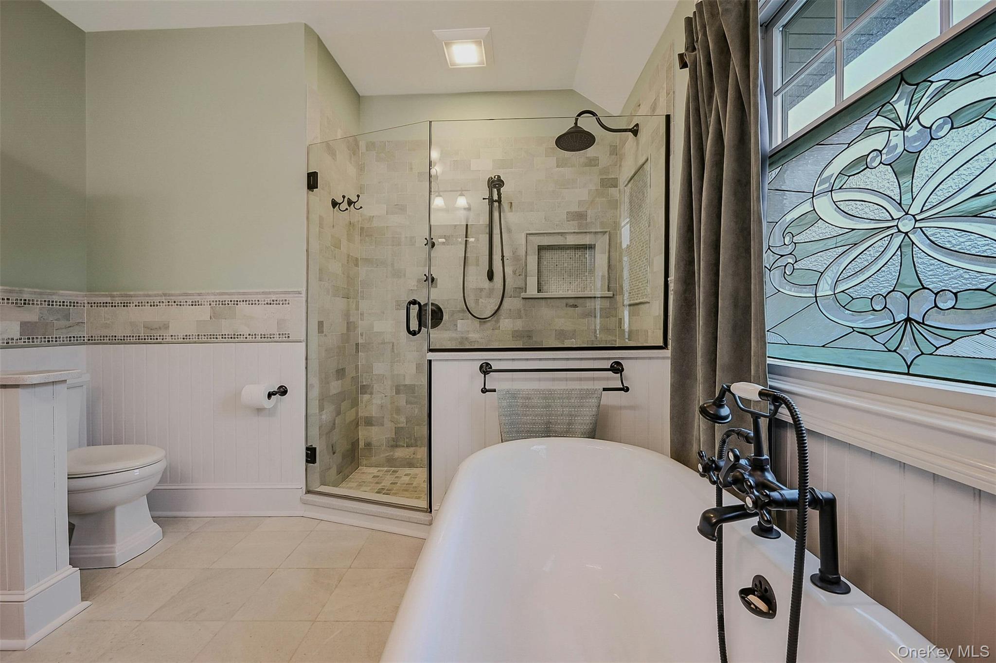 30 W Shore Road, Oakdale, NY 11769