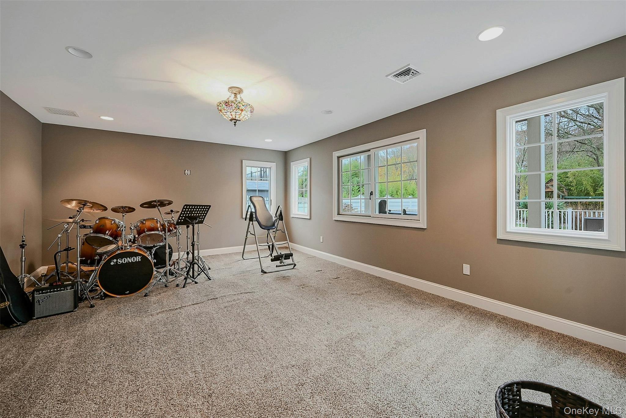 30 W Shore Road, Oakdale, NY 11769