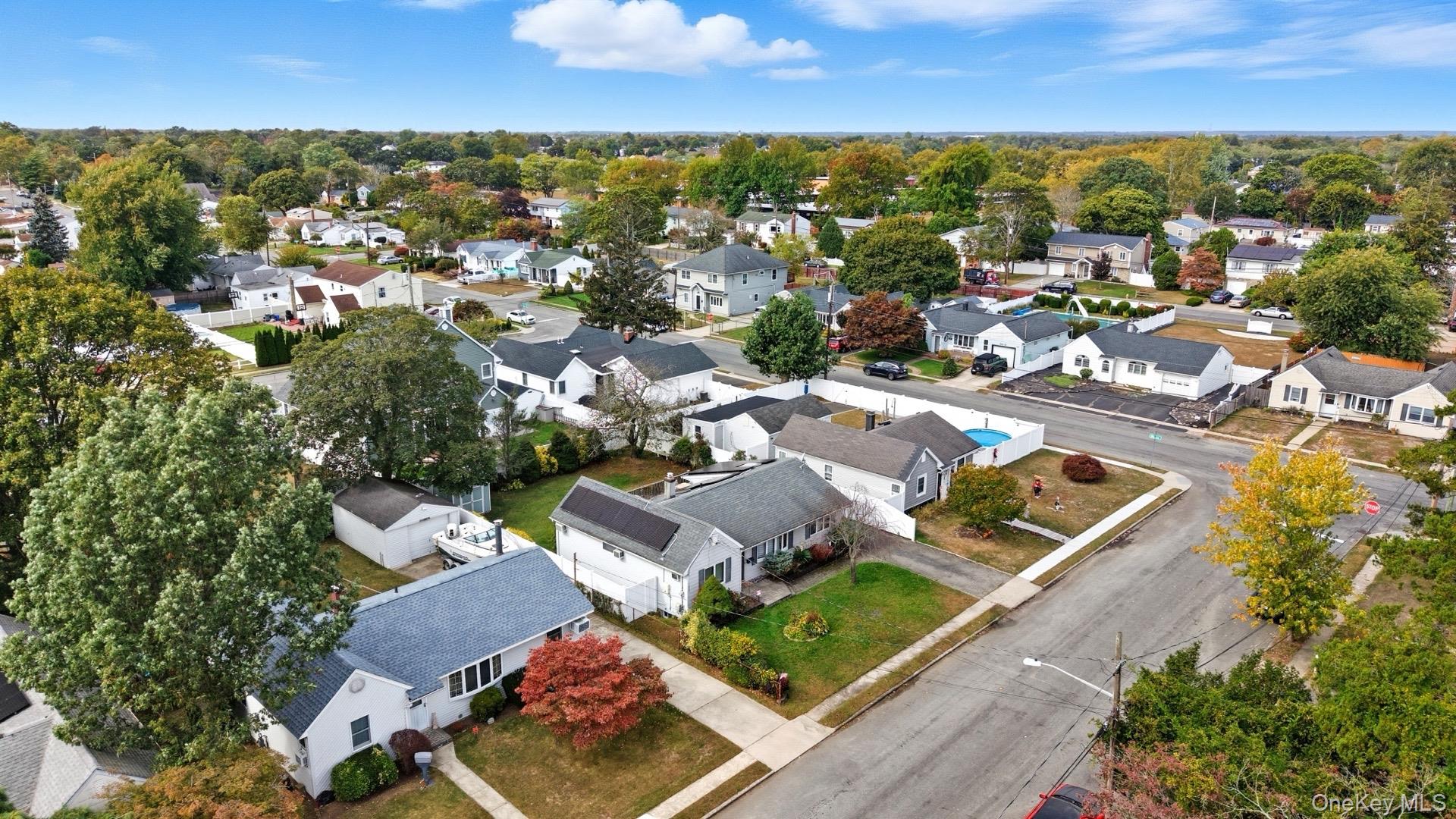 16 Burton Place, Lindenhurst, NY 11757