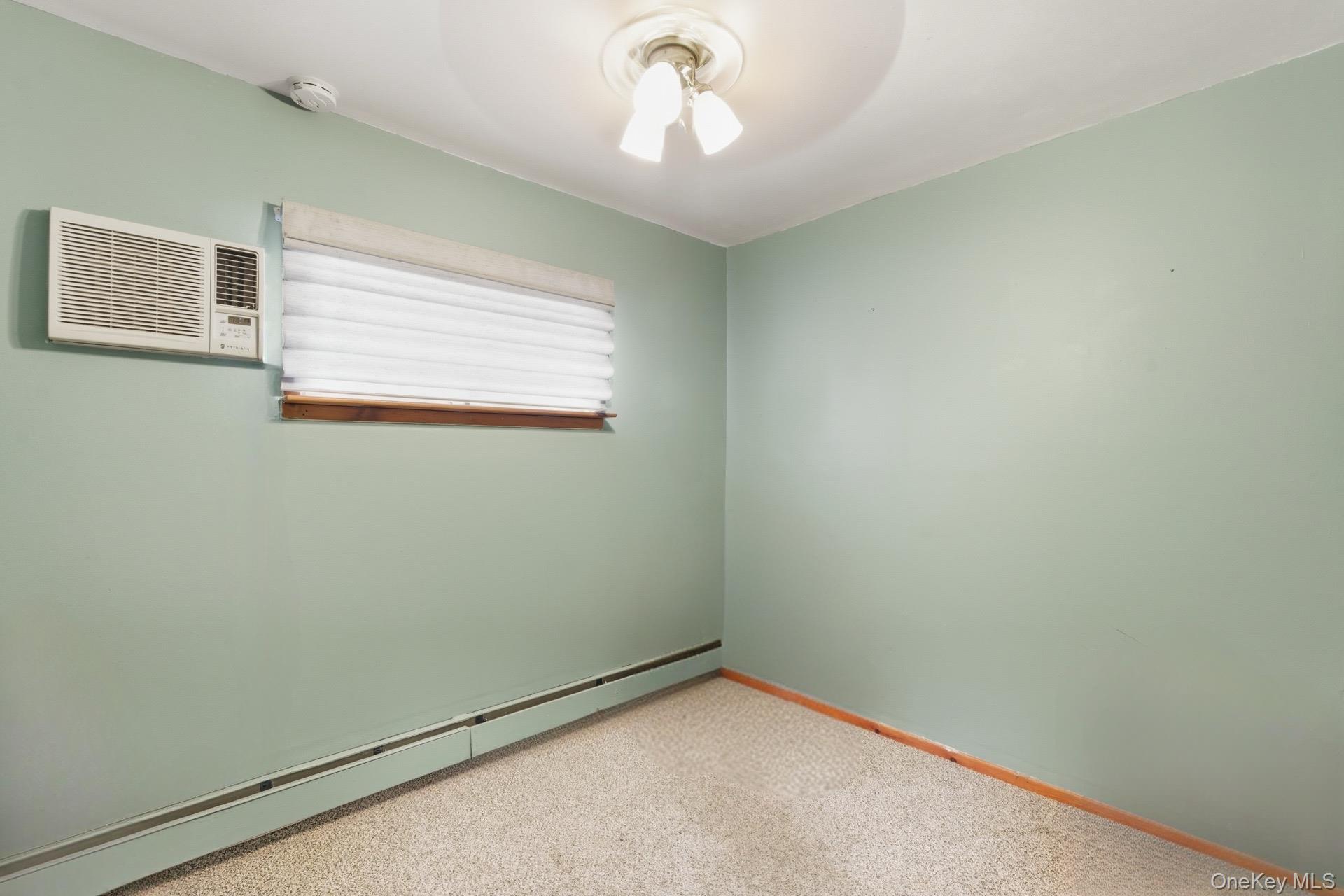 16 Burton Place, Lindenhurst, NY 11757