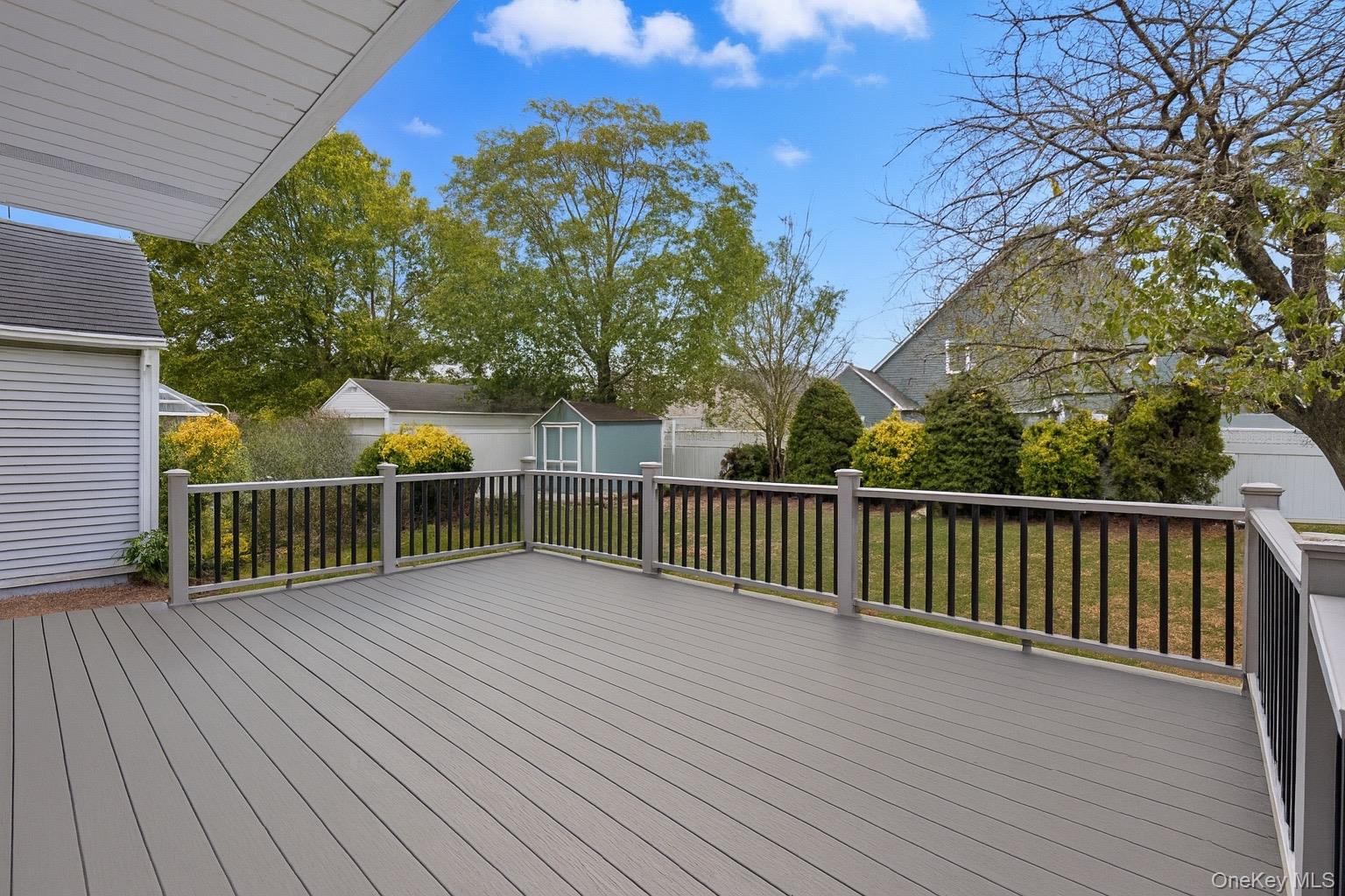 16 Burton Place, Lindenhurst, NY 11757