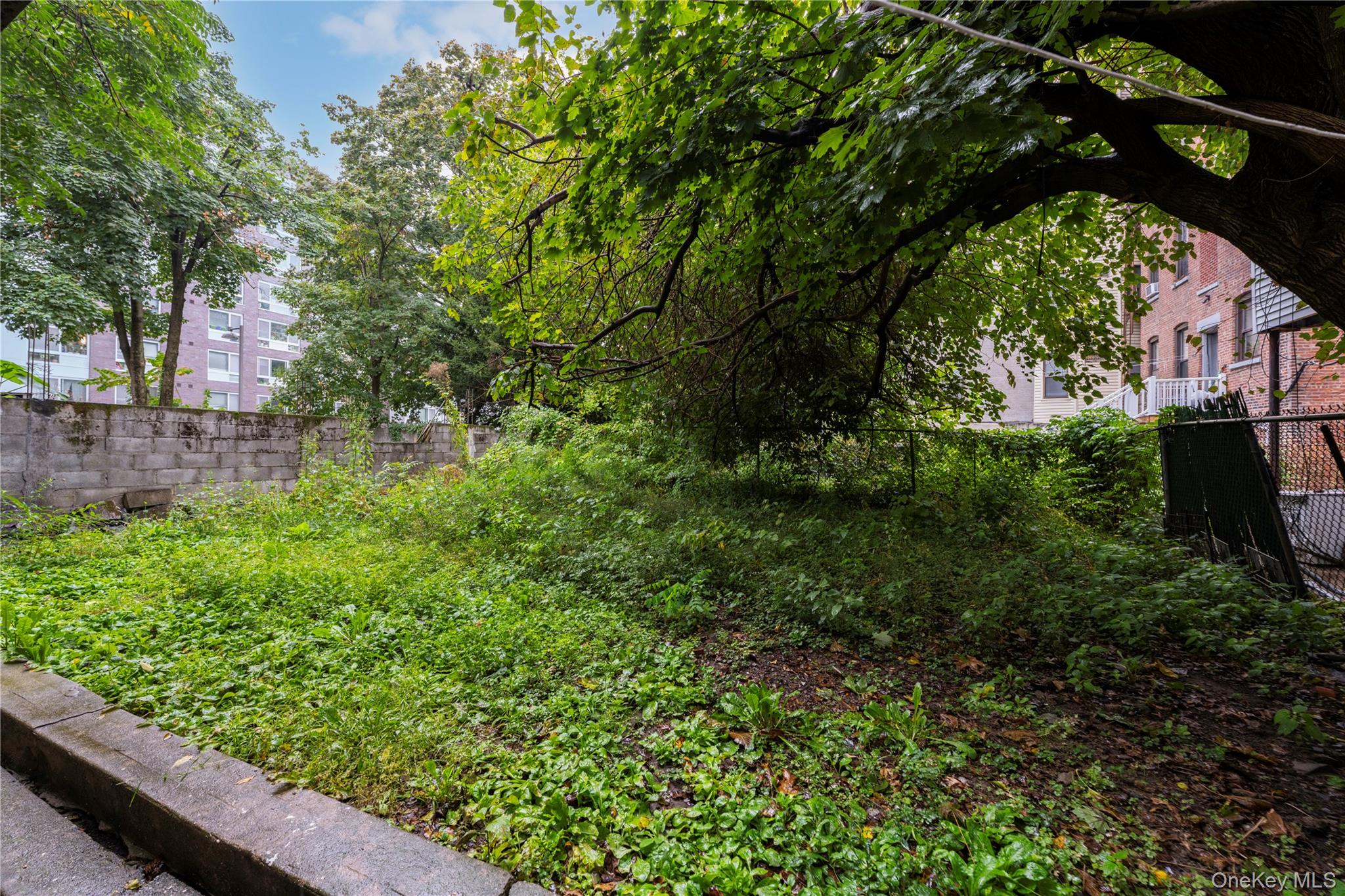 279 S Broadway, Yonkers, NY 10705