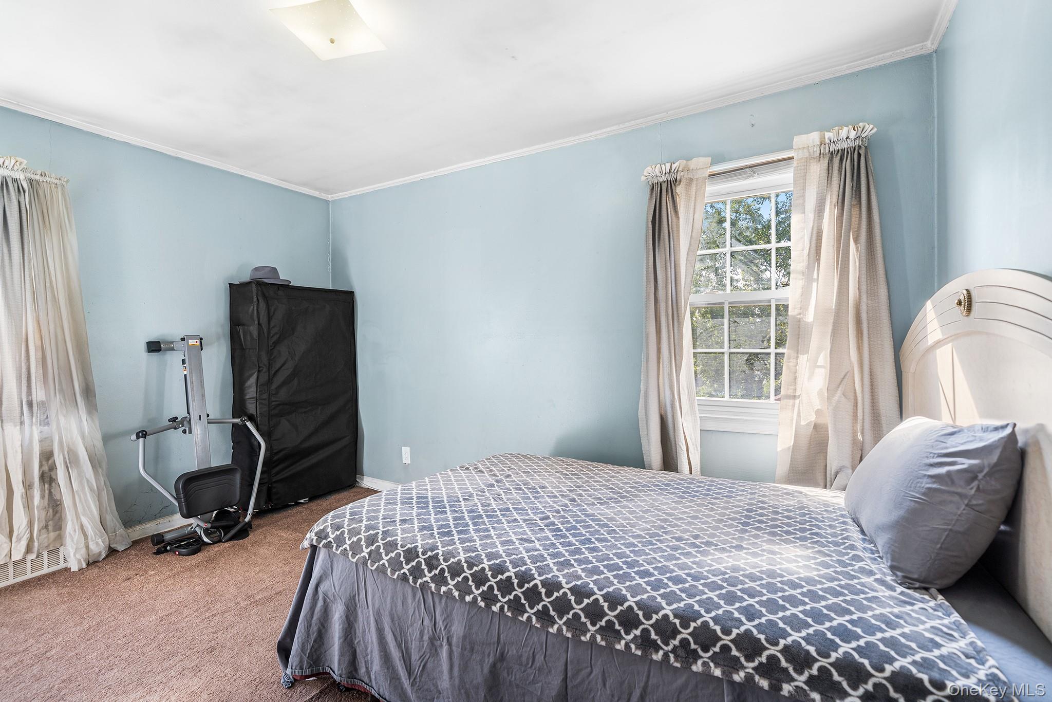 2711 Deerfield Road, Far Rockaway, NY 11691