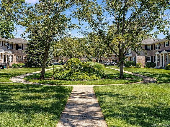 8168 Langdale Street # 263A, New Hyde Park, NY 11040