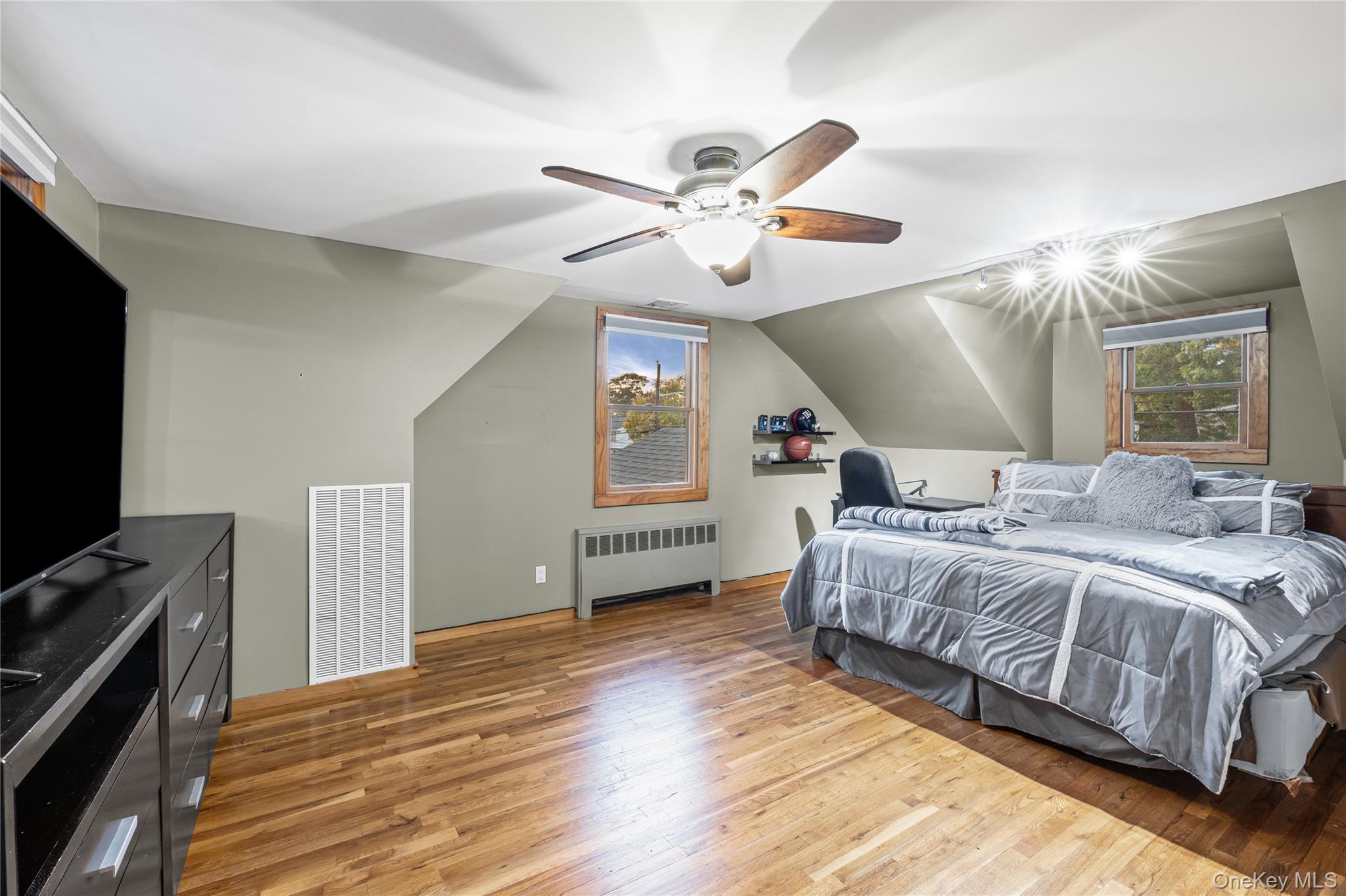 1818 Gormley Avenue, Merrick, NY 11566