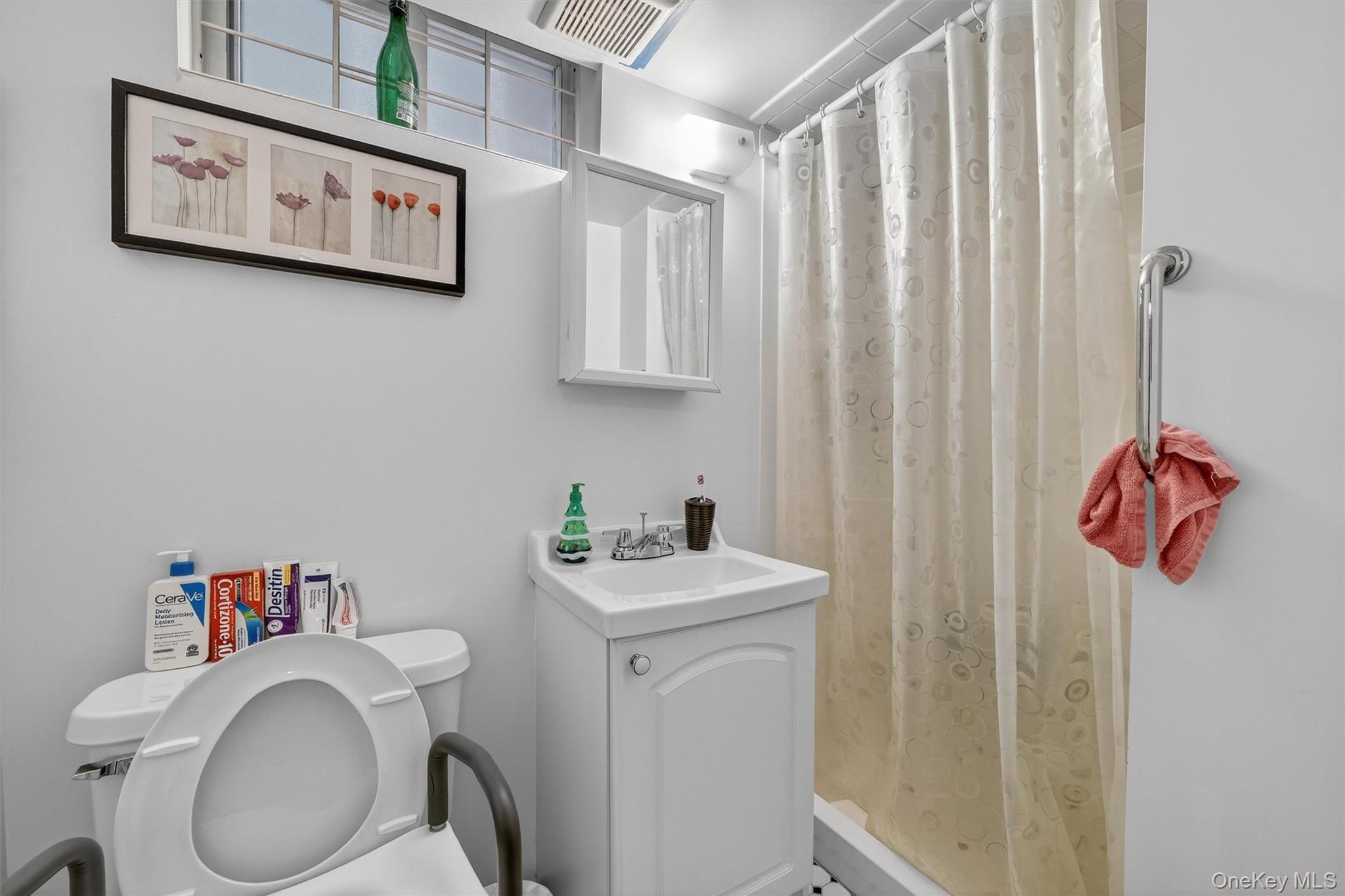 2131 Lurting Avenue, Bronx, NY 10461