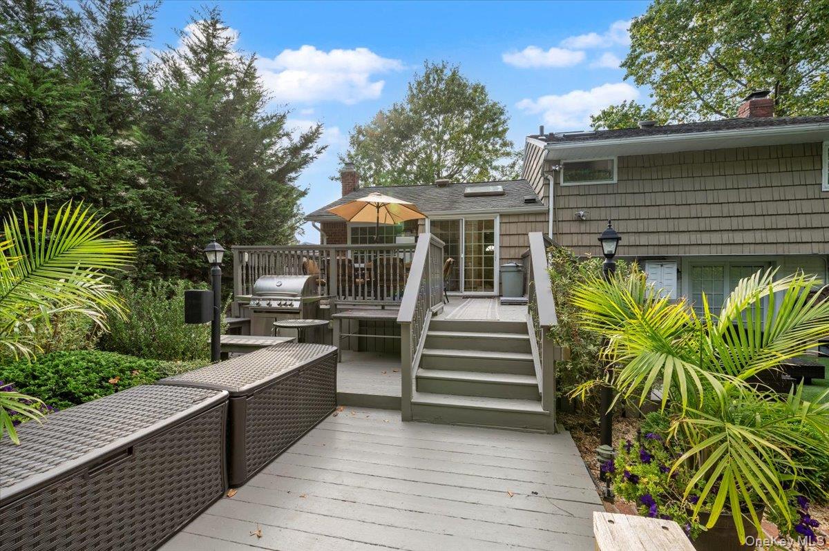 9 Flint Lane, Jericho, NY 11753