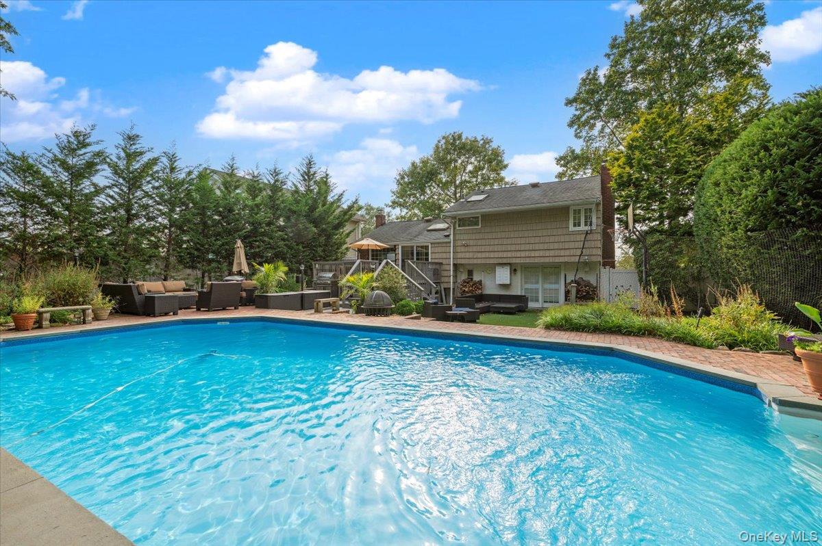 9 Flint Lane, Jericho, NY 11753