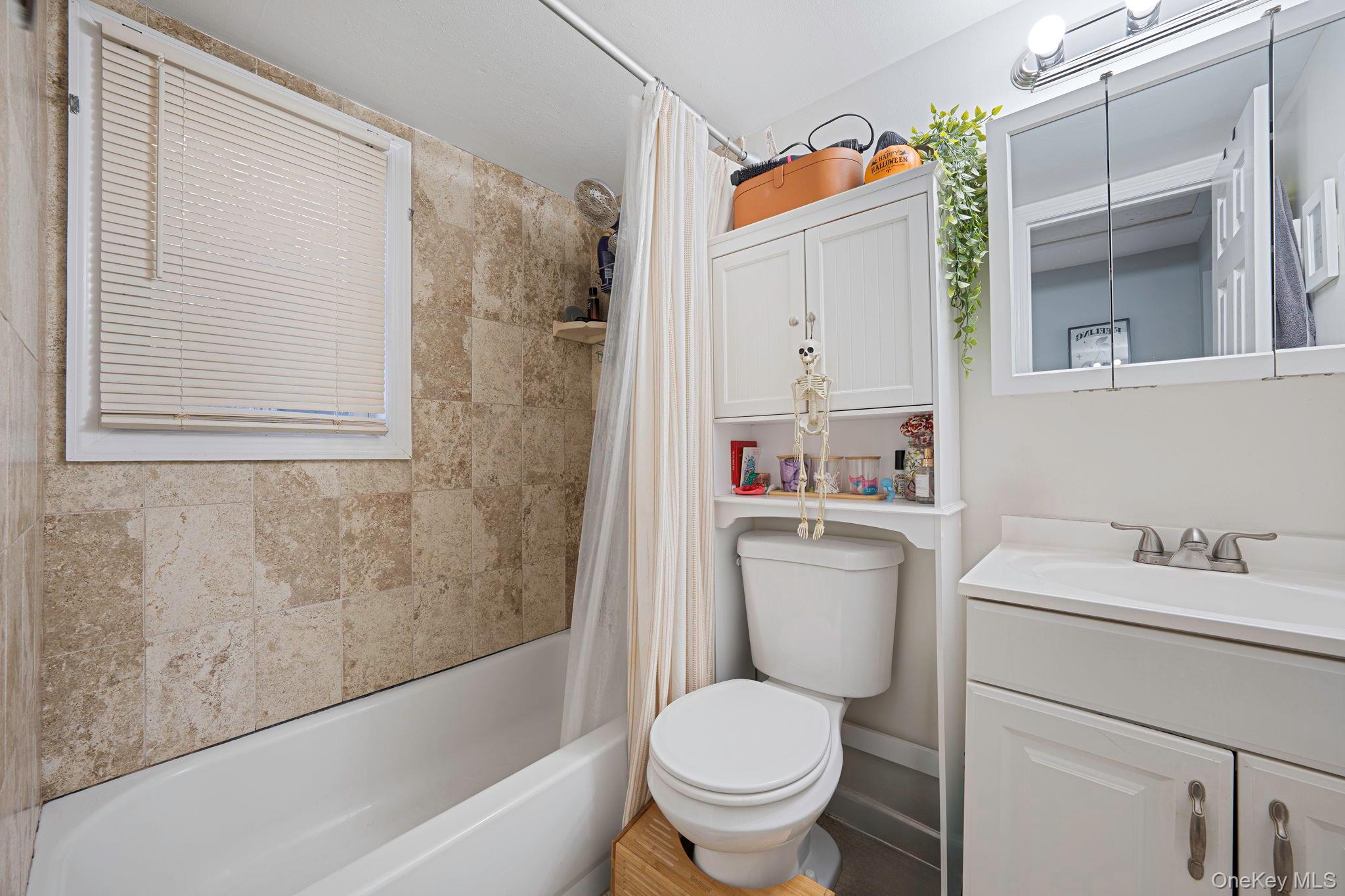 504 Fire Island Avenue, Babylon, NY 11702