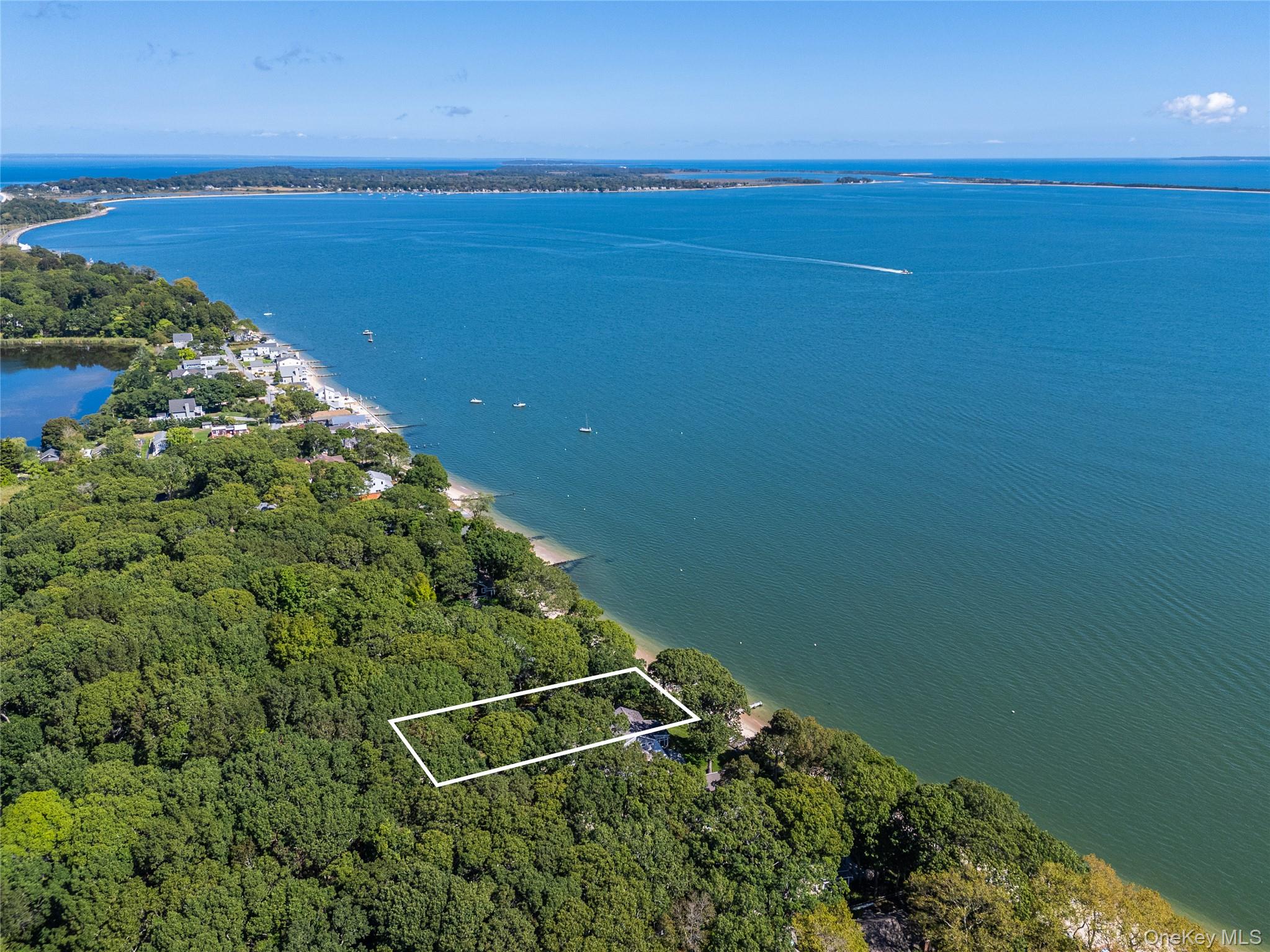 500 South Lane, East Marion, NY 11939