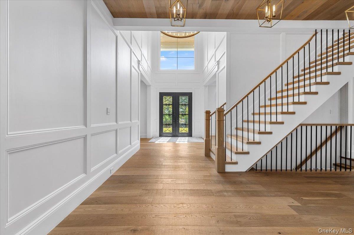 5 Gerry Lane, Lloyd Harbor, NY 11743