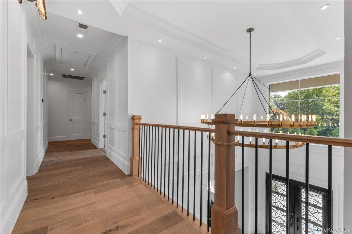 5 Gerry Lane, Lloyd Harbor, NY 11743