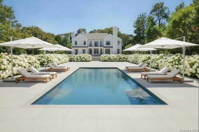 5 Gerry Lane, Lloyd Harbor, NY 11743