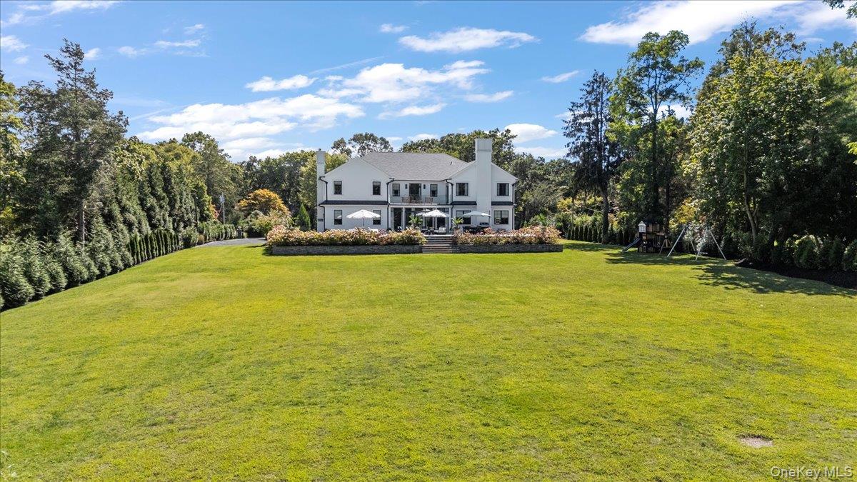 5 Gerry Lane, Lloyd Harbor, NY 11743