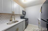 175-45 88th Ave. # 2L, Jamaica, NY 11432