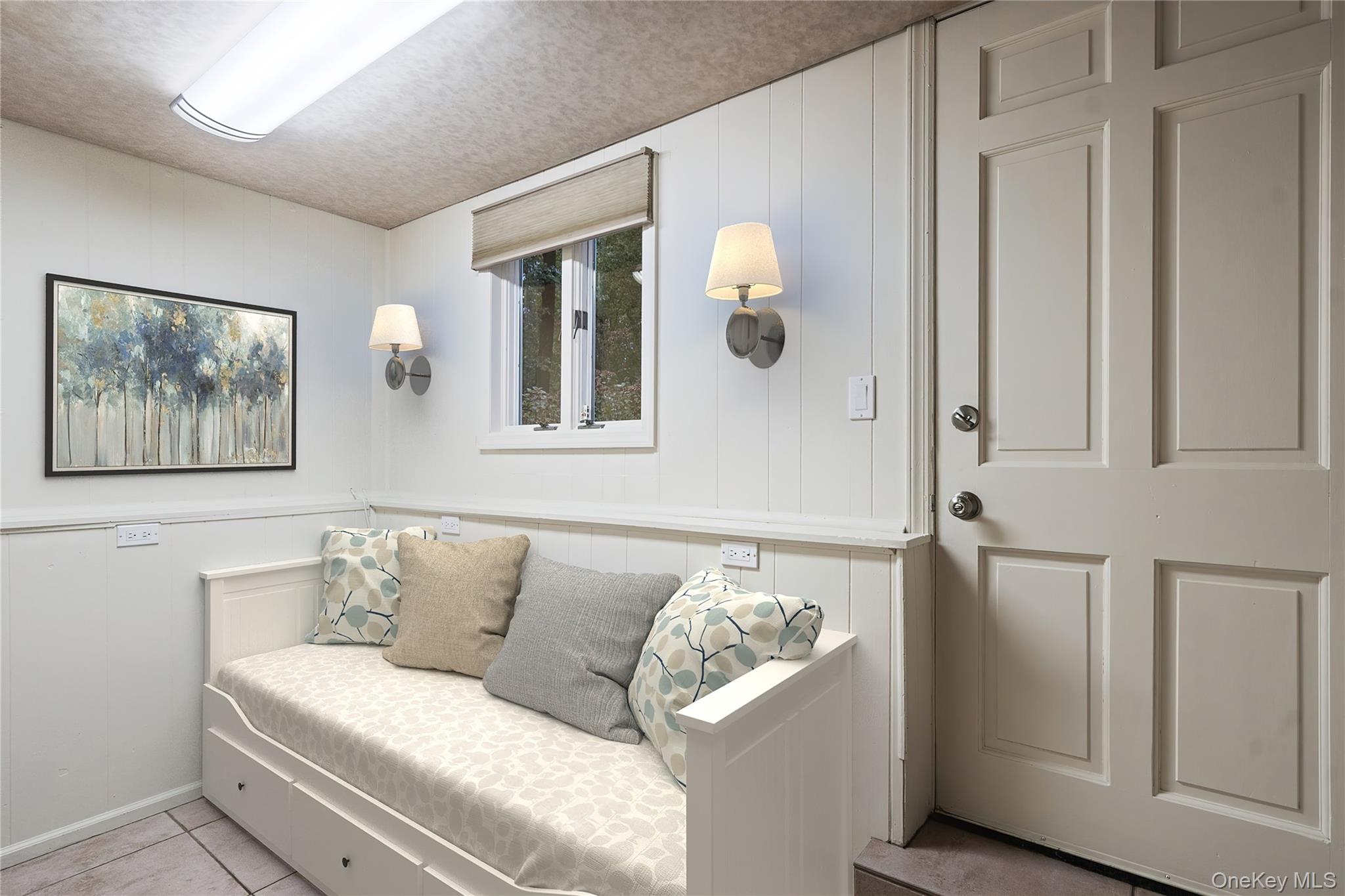 25 Surry Hill Place, Huntington, NY 11743