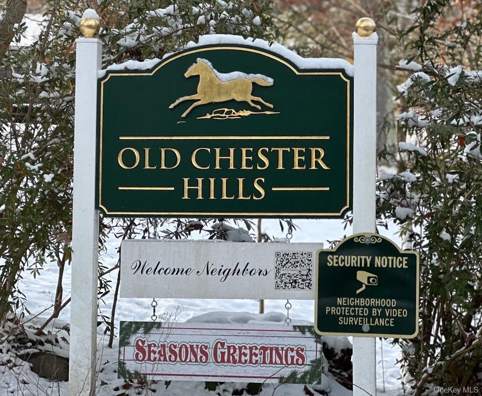 25 Surry Hill Place, Huntington, NY 11743