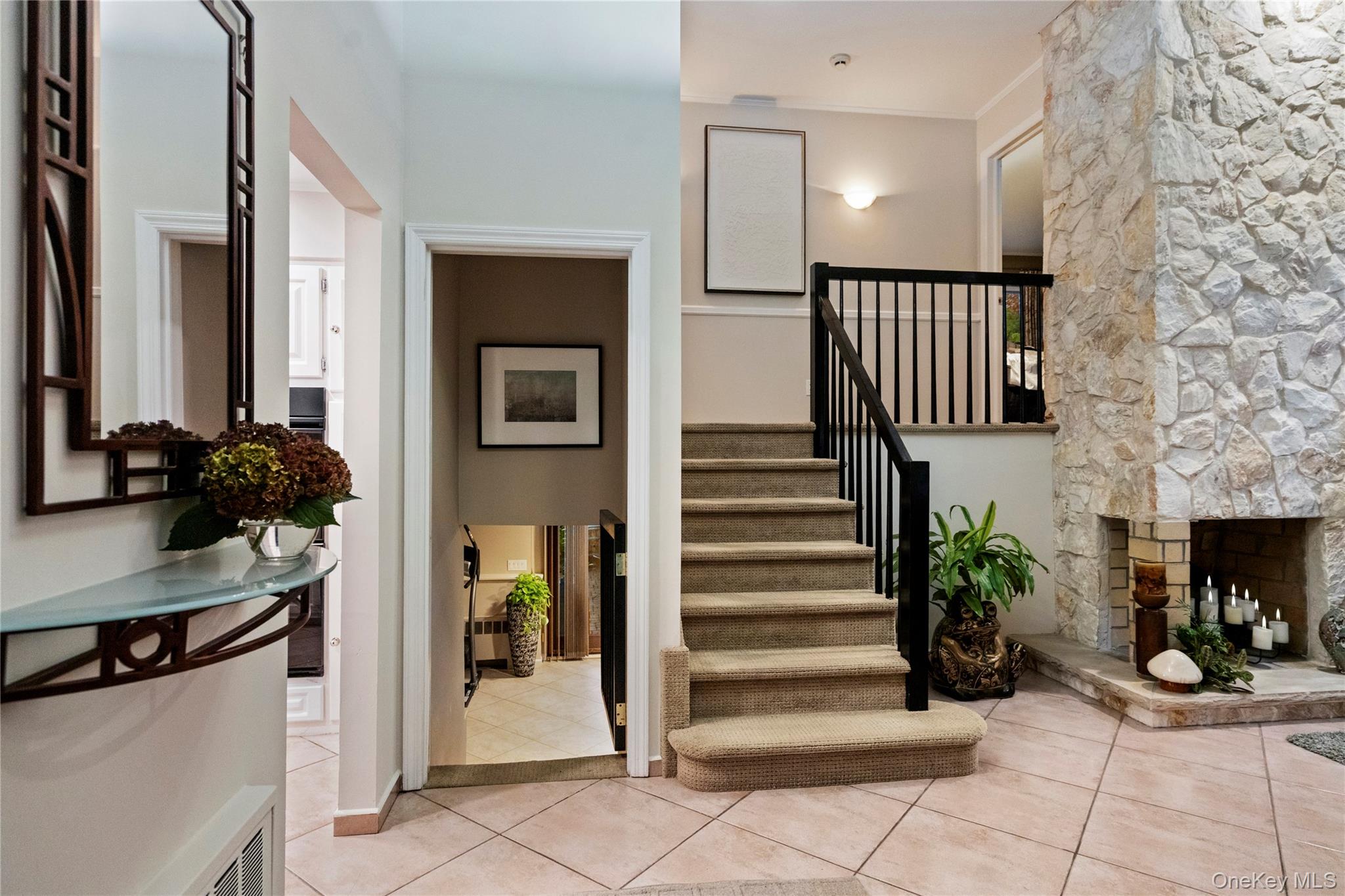 25 Surry Hill Place, Huntington, NY 11743