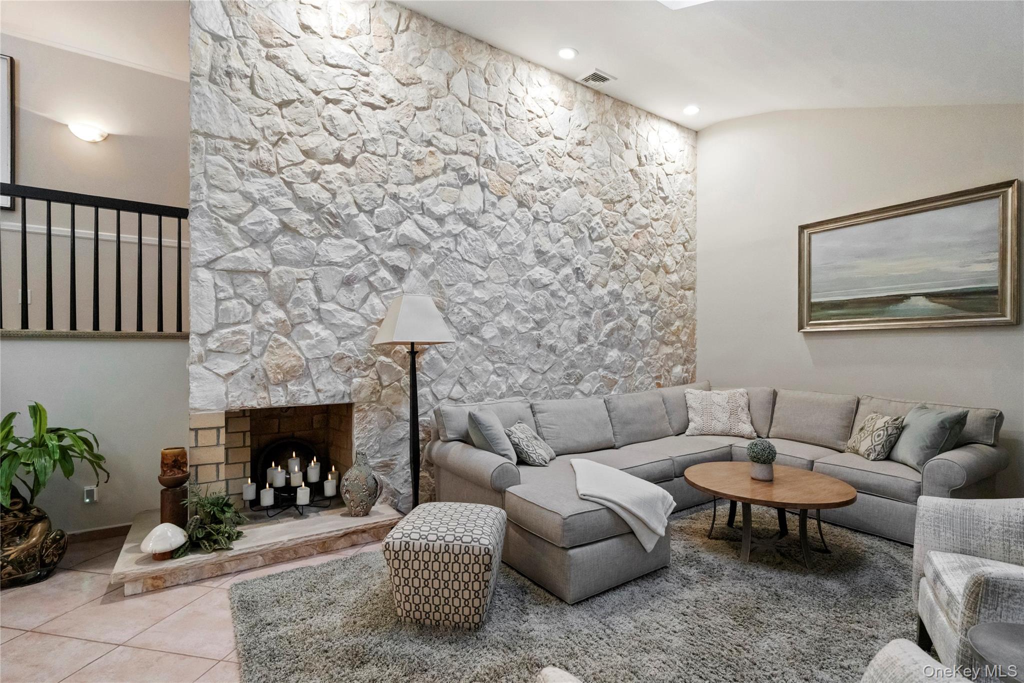 25 Surry Hill Place, Huntington, NY 11743