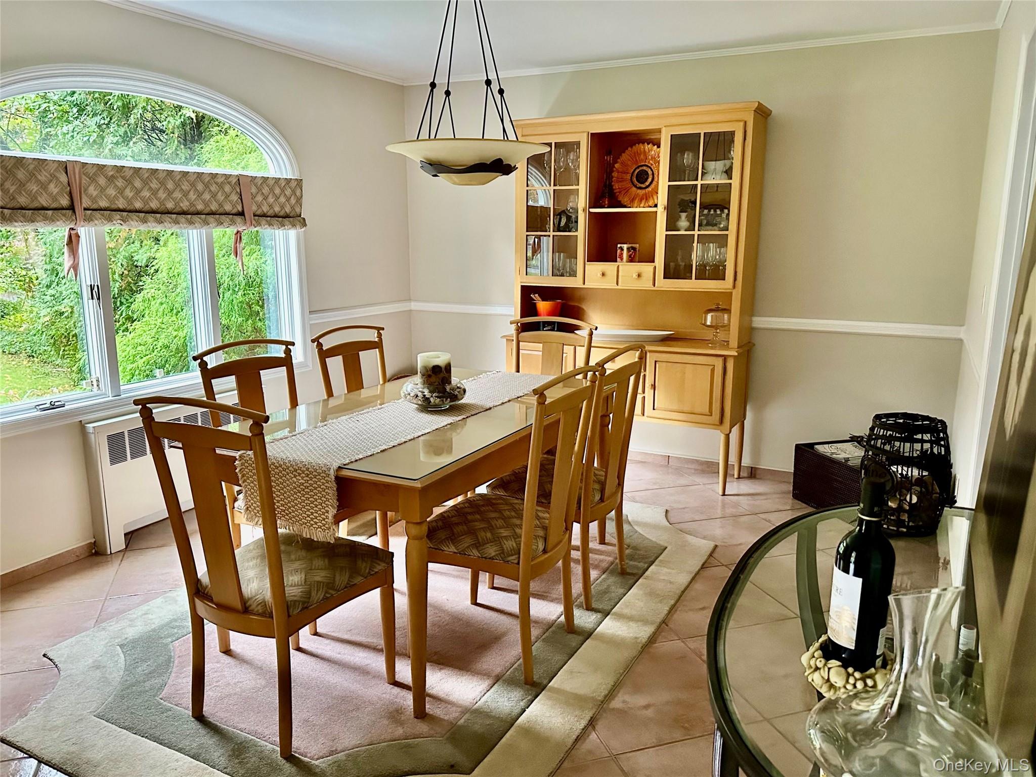 25 Surry Hill Place, Huntington, NY 11743