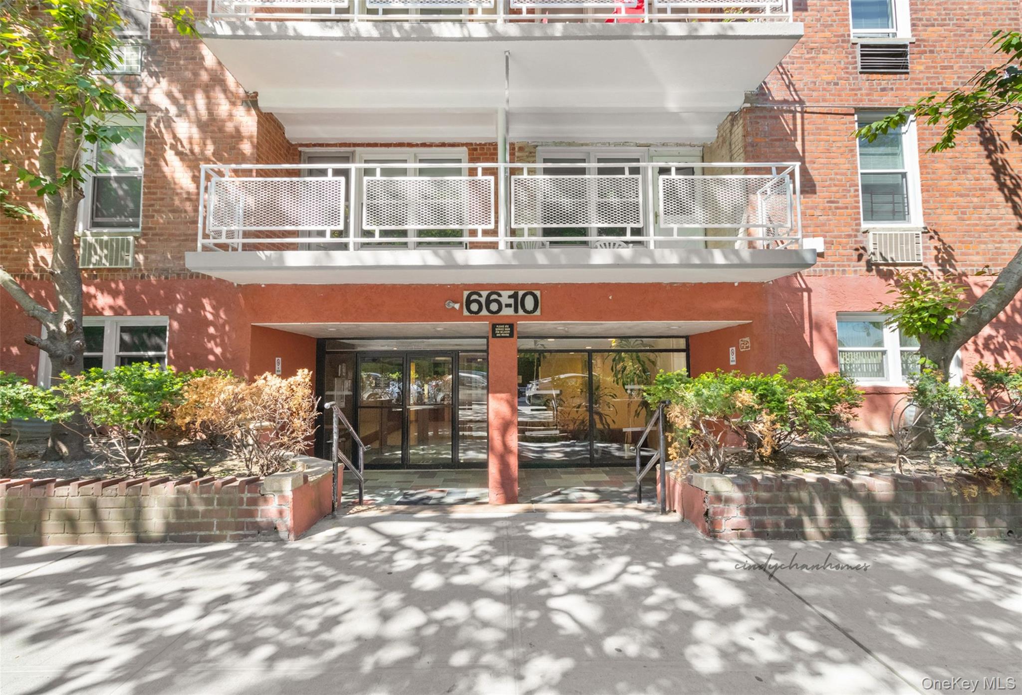 66-10 Thornton Place # 2F, Rego Park, NY 11374