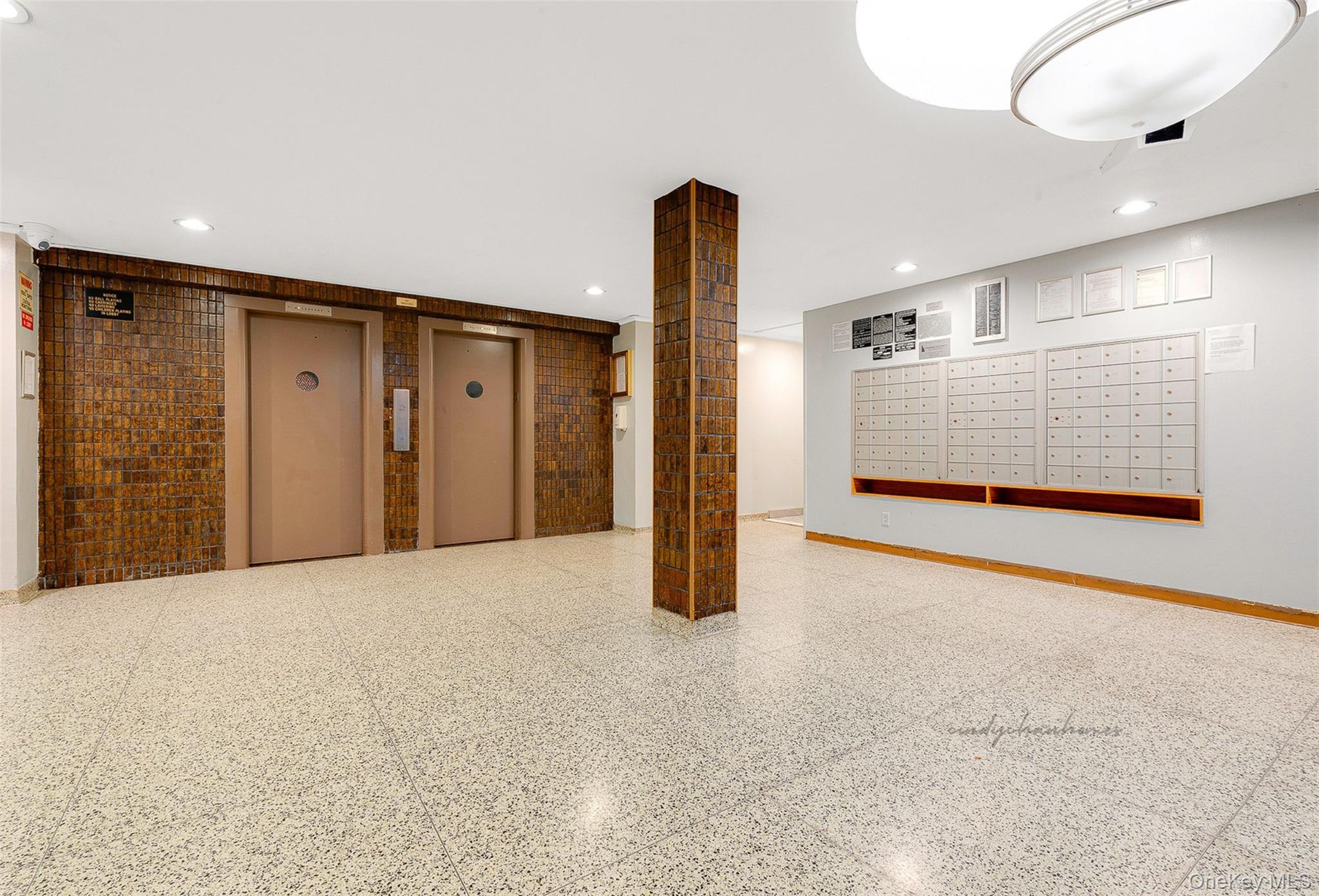 66-10 Thornton Place # 2F, Rego Park, NY 11374