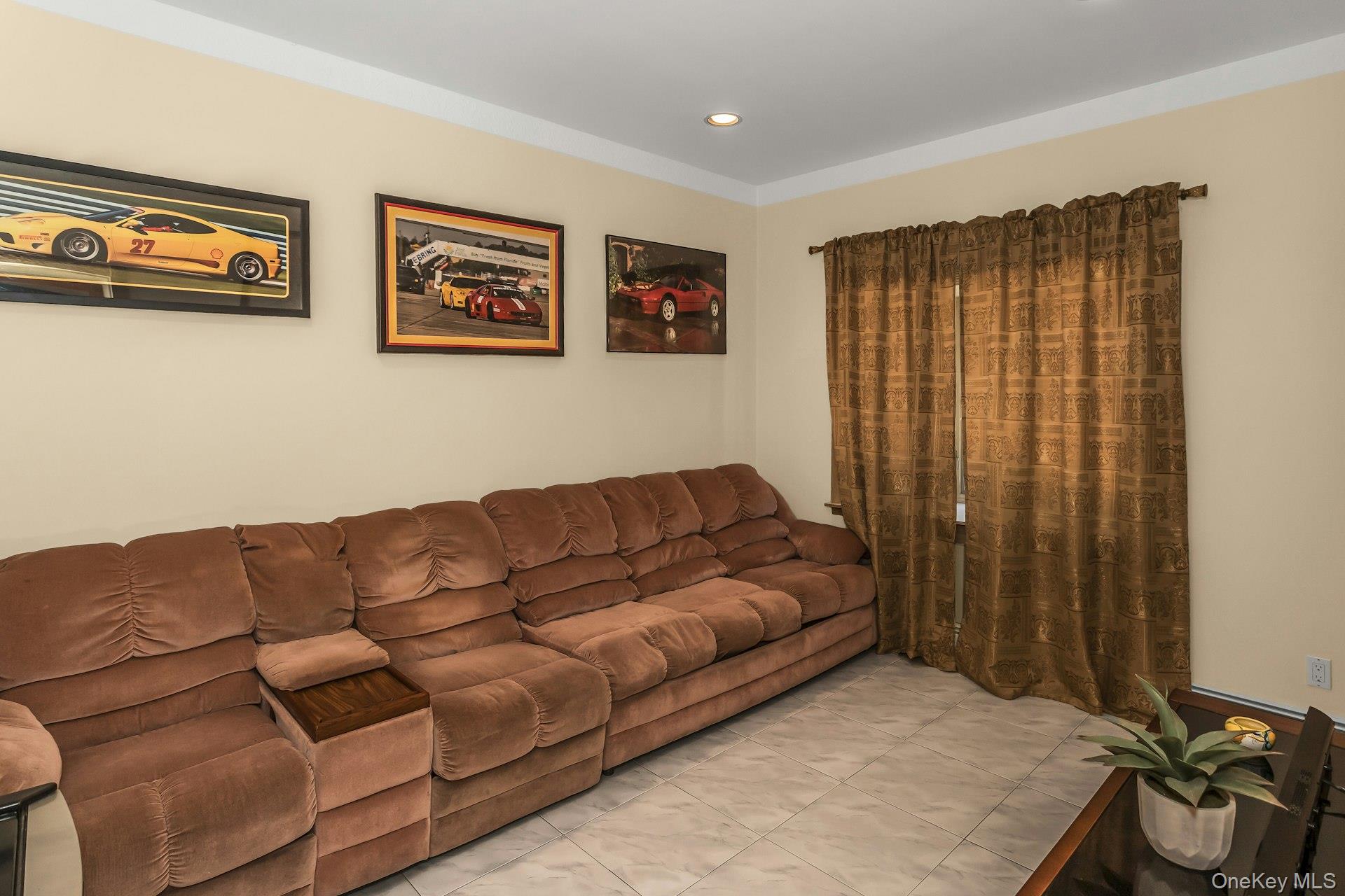 1436 7th Street, West Babylon, NY 11704