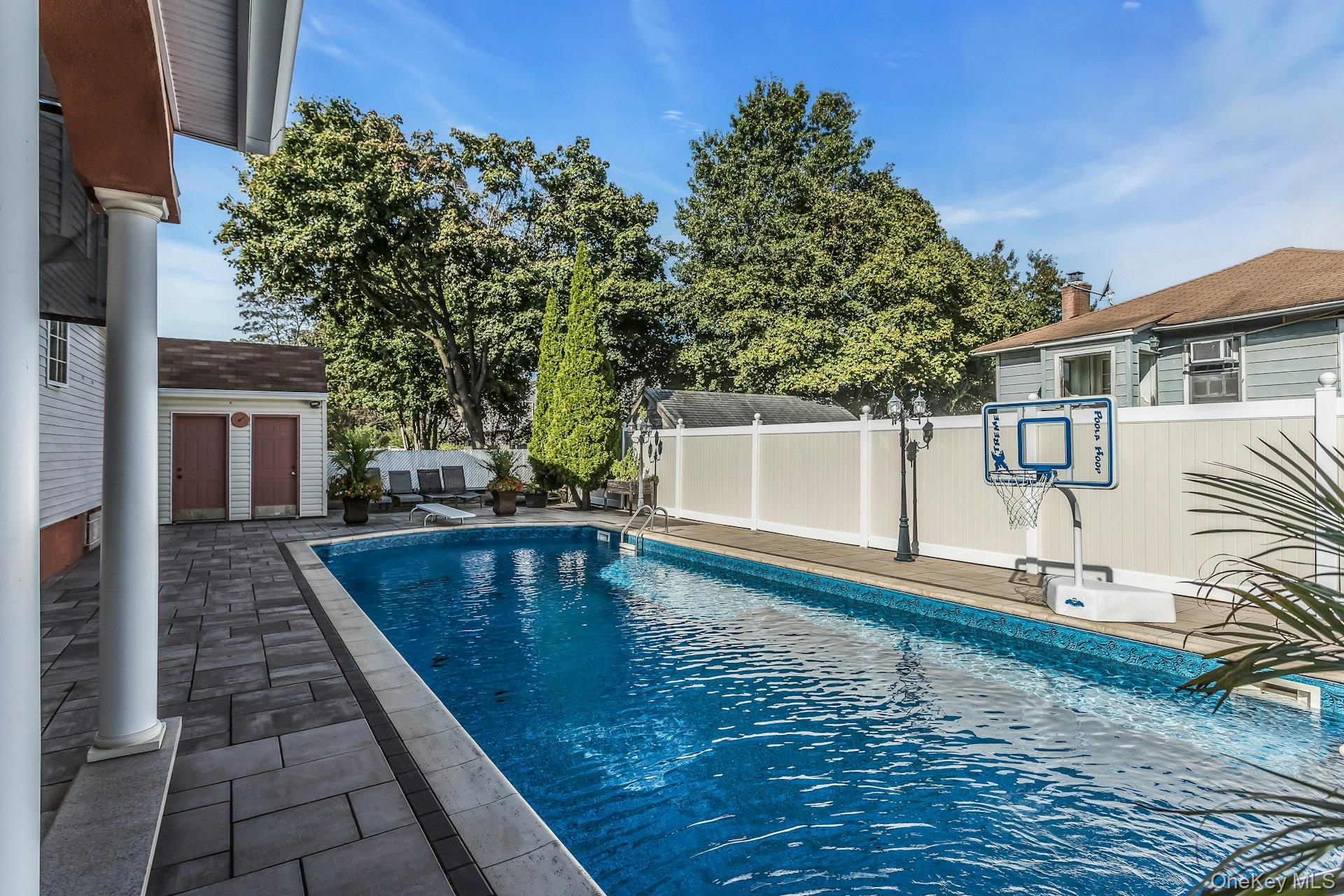 1436 7th Street, West Babylon, NY 11704