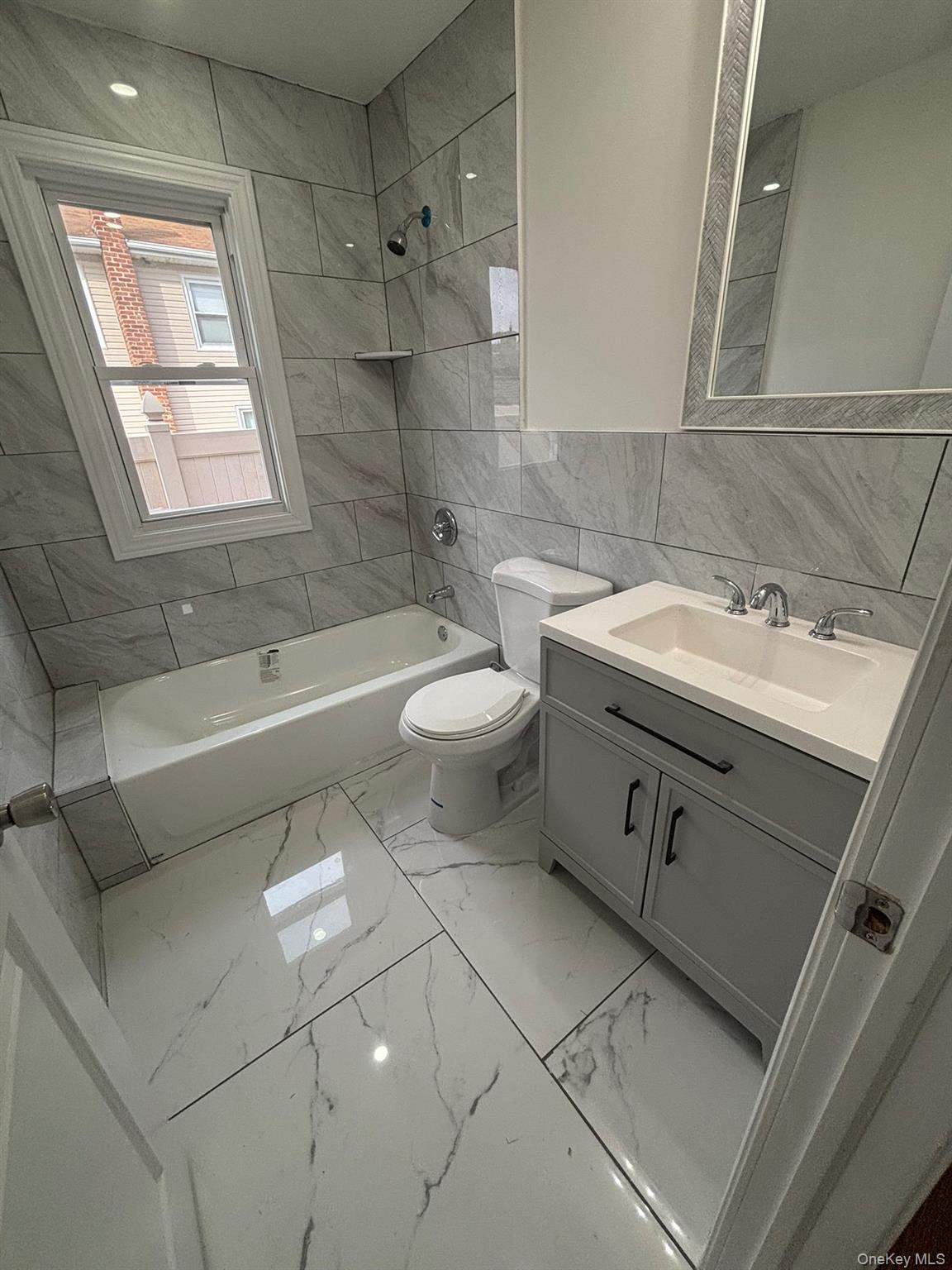 3154 Roxbury Road, Oceanside, NY 11572