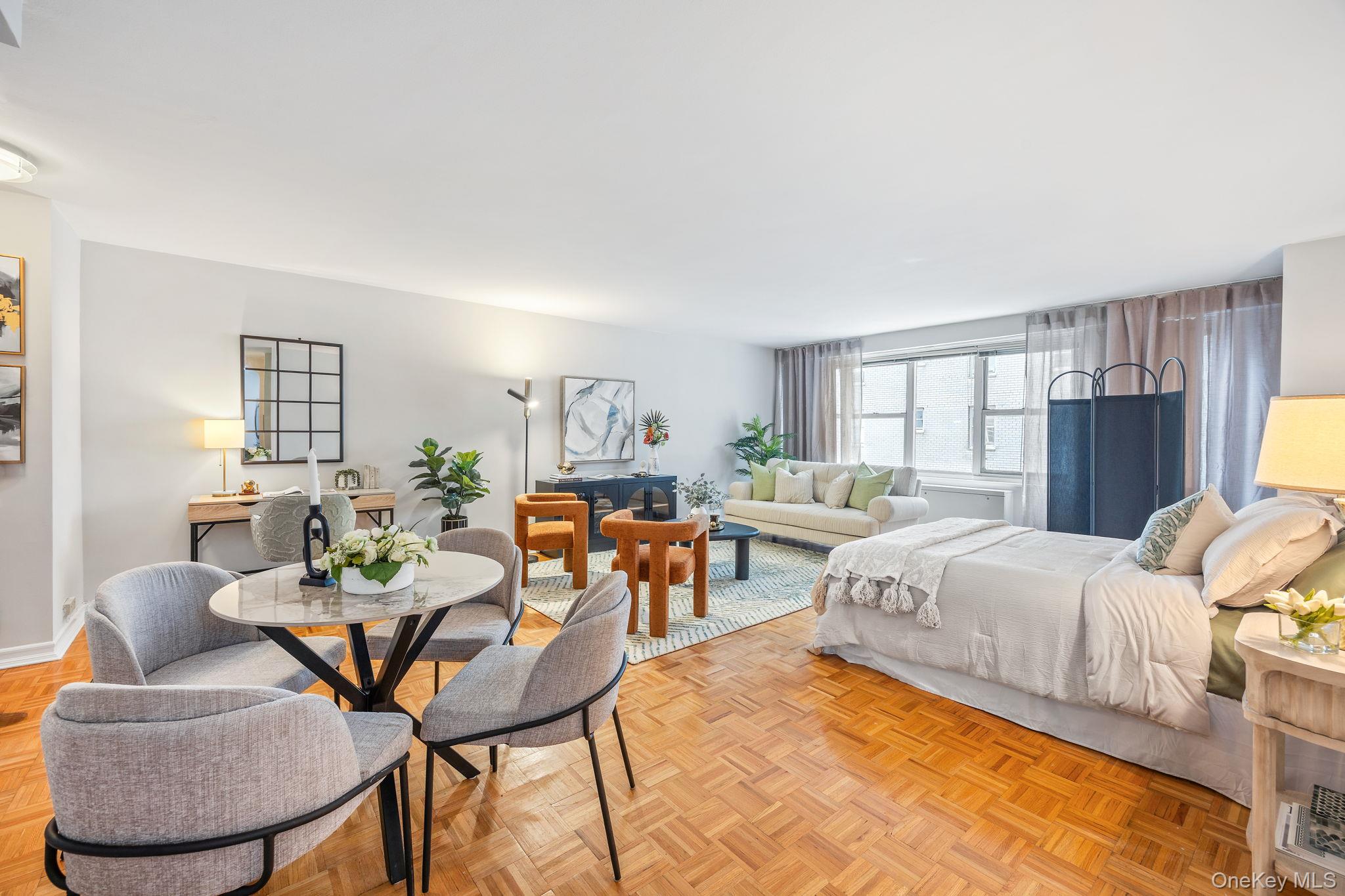 155 W 68th Street # 6-16, New York (Manhattan), NY 10023