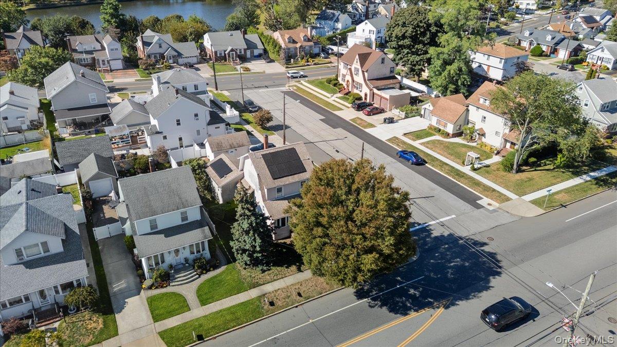 160 Rockaway Parkway, Valley Stream, NY 11580