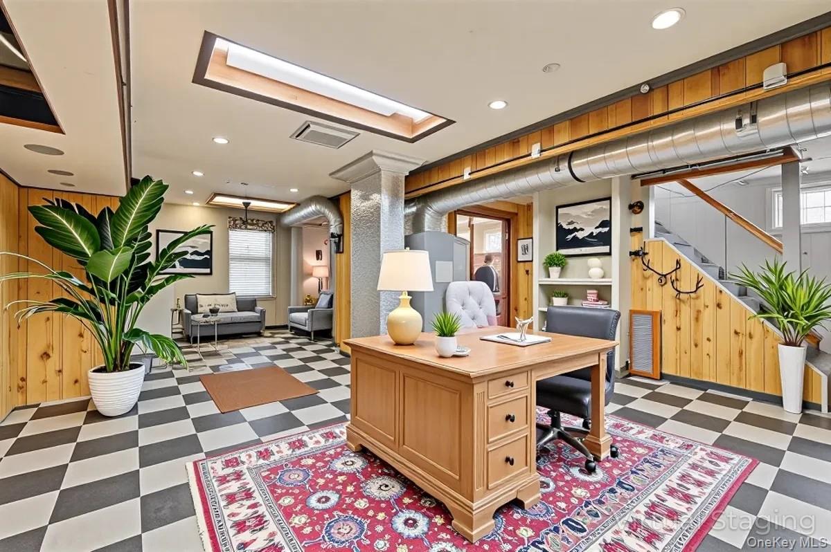 160 Rockaway Parkway, Valley Stream, NY 11580