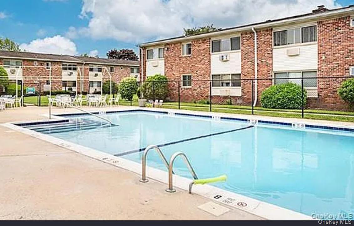 2445 Union Boulevard # 5B, Islip, NY 11751