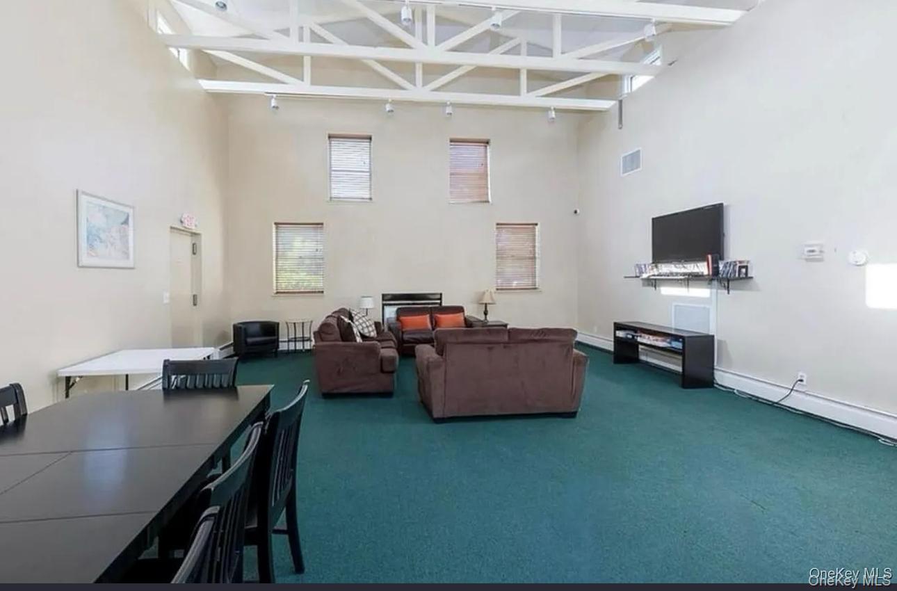 2445 Union Boulevard # 5B, Islip, NY 11751