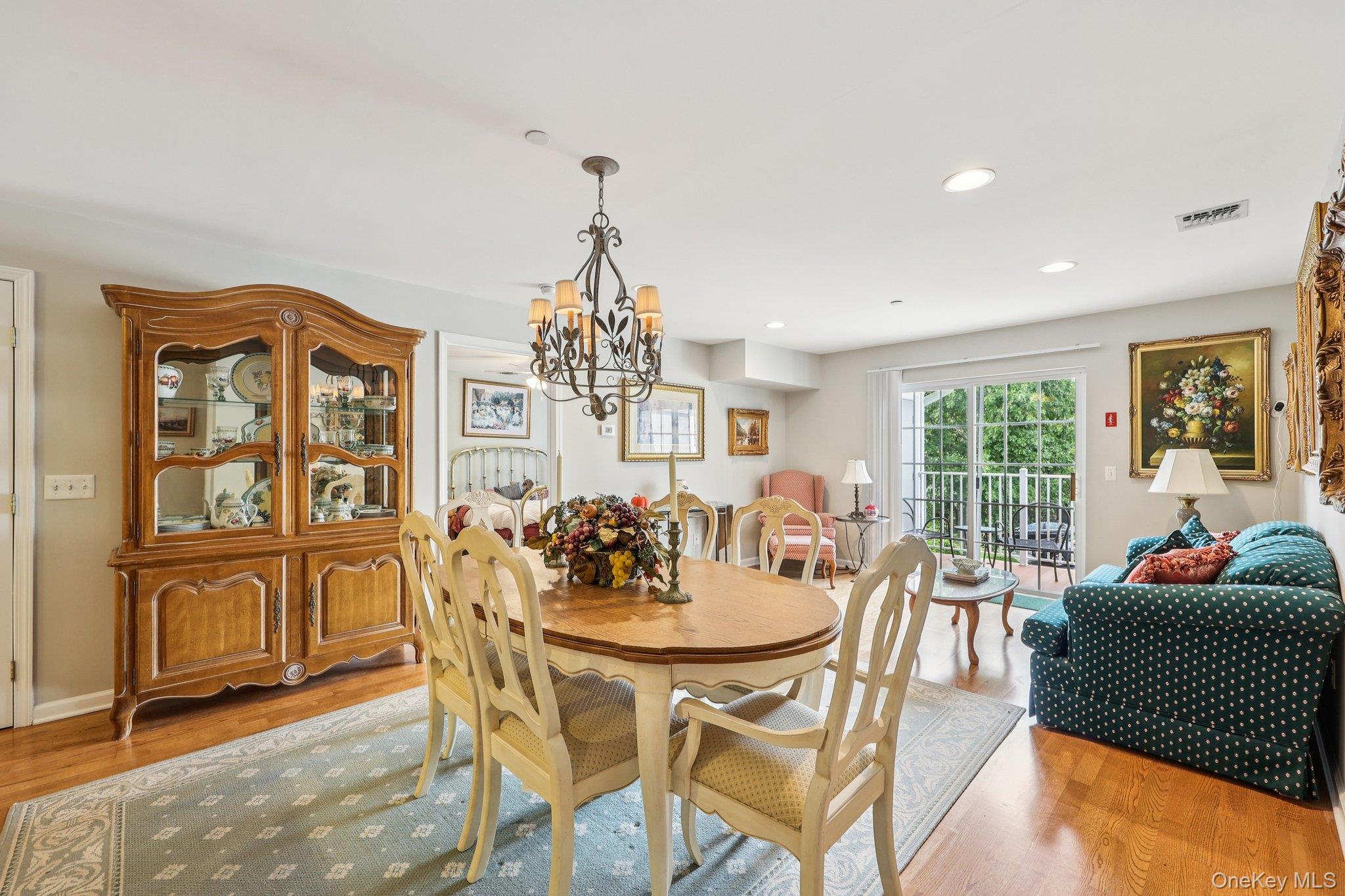 100 Woodcrest Lane # 123, Mount Kisco, NY 10549