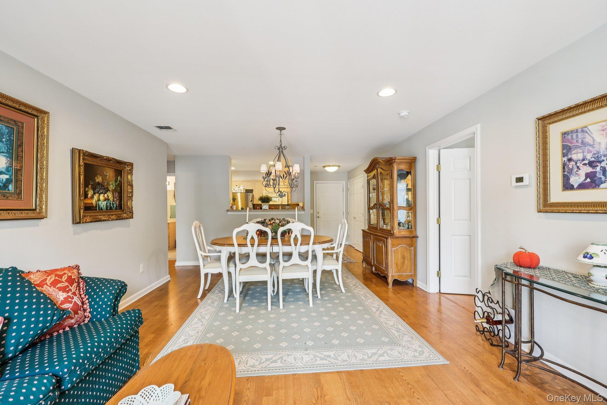 100 Woodcrest Lane # 123, Mount Kisco, NY 10549