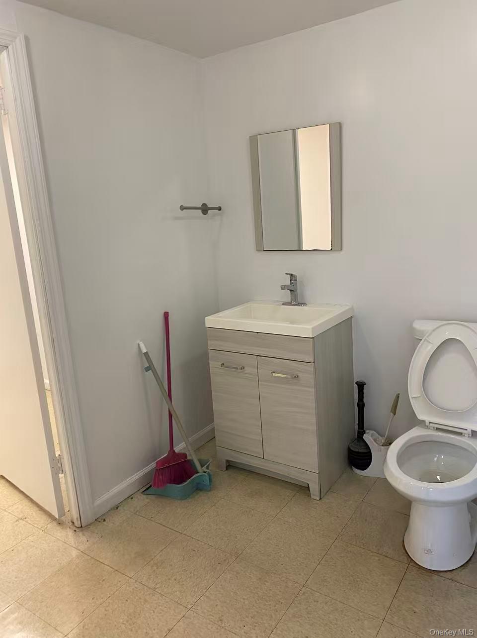 14463 37TH Avenue # 1G, Flushing, NY 11354