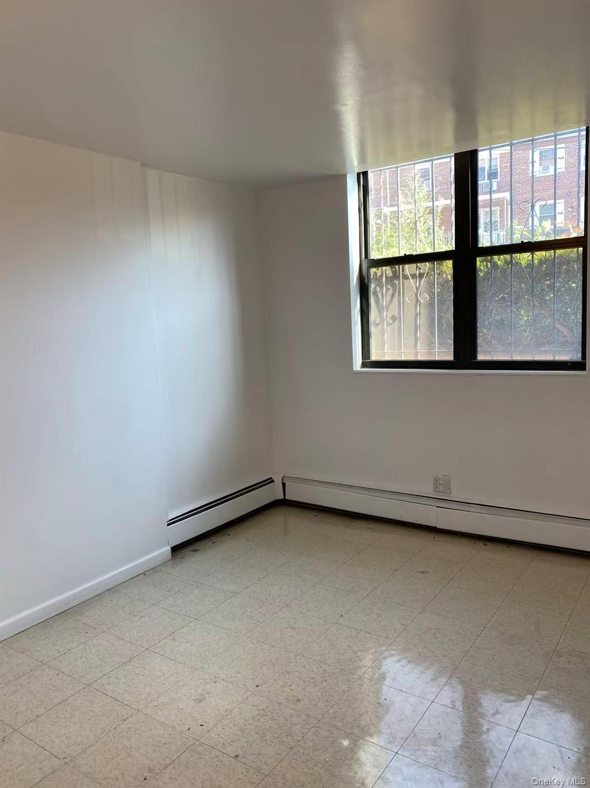 14463 37TH Avenue # 1G, Flushing, NY 11354